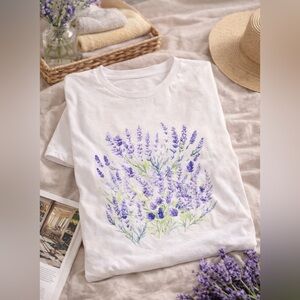 Lavender Plant Print White T-Shirt women’s size large, fits more like a medium